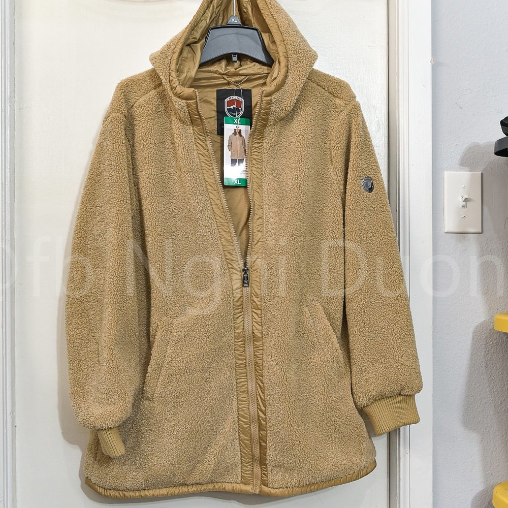 1 Madison women Fuzzy Jacket‎ Tan
